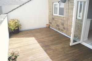 Roof Terrace- click for photo gallery